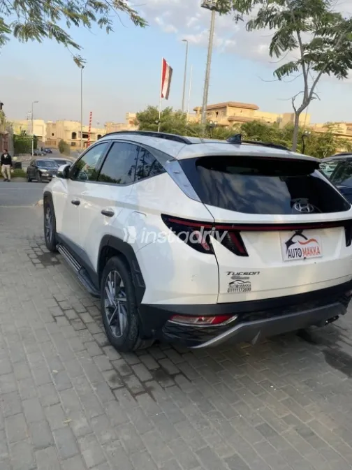 Hyundai Tucson 2021 White Automatic Used for Sale in Giza - 8