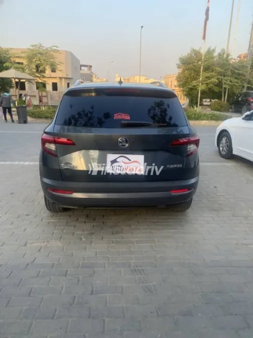 Skoda Karoq 2019 Gray Automatic Used for Sale in Giza - 8