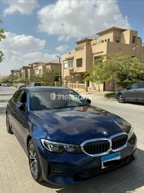 بي ام دبليو 320 2021 أبيض أوتوماتيك مستعملة للبيع في القاهرة الكبرى ( القاهرة - الجيزة) - 5