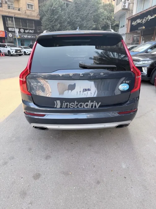 فولفو XC90 2020 رمادي أوتوماتيك مستعملة للبيع في القاهرة الكبرى ( القاهرة - الجيزة) - 4
