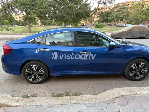Honda Civic 2018 Blue Automatic Used for Sale in Greater Cairo ( Cairo + Giza) - 2