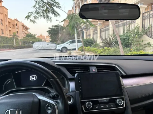 Honda Civic 2018 Blue Automatic Used for Sale in Greater Cairo ( Cairo + Giza) - 6