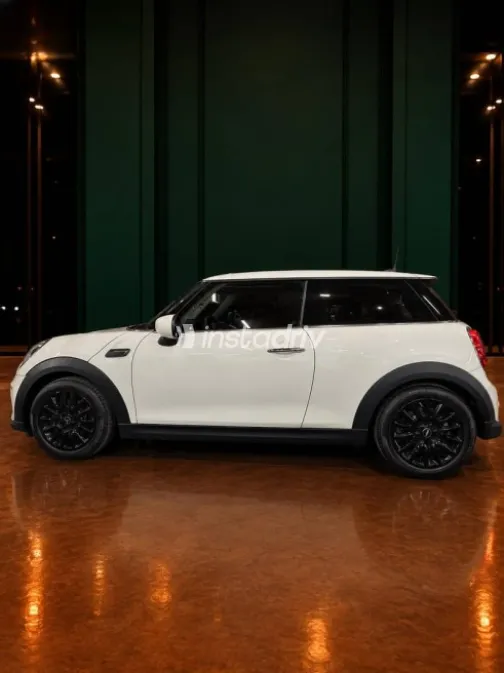 Mini Cooper 2023 White Automatic Used for Sale in Damietta - 4