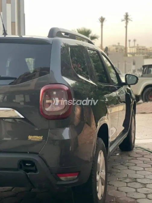 Renault Duster 2019 Gray Automatic Used for Sale in Giza - 4