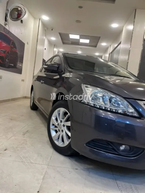 Nissan Sentra 2024 Gray Automatic Used for Sale in Mohandessin - 3
