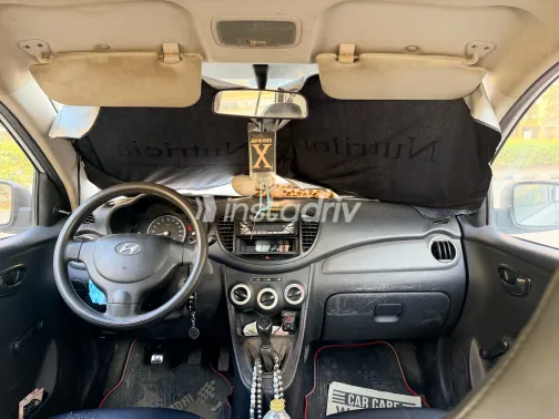 Hyundai I10 2010 Silver Manual Used for Sale in Greater Cairo ( Cairo + Giza) - 2