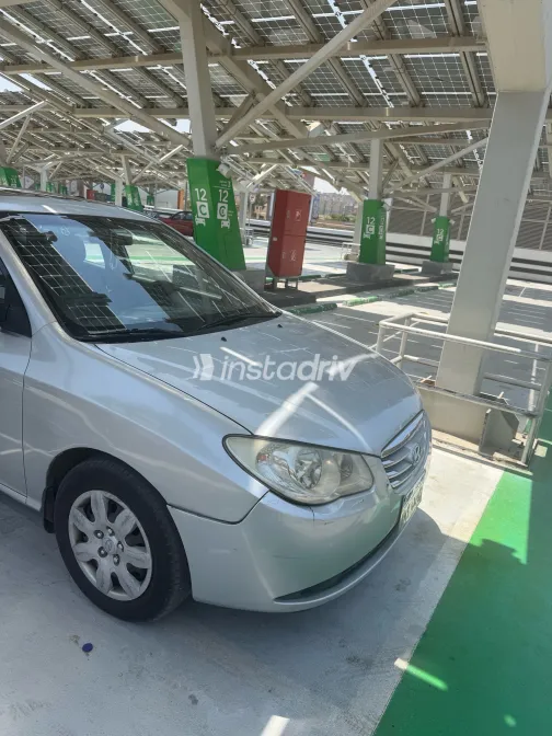 Hyundai Elantra 2010 Silver Automatic Used for Sale in Greater Cairo ( Cairo + Giza) - 1