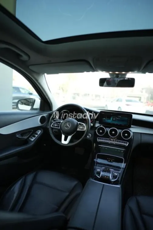 مرسيدس C 180 2019 أبيض أوتوماتيك مستعملة للبيع في مدينة نصر - 4