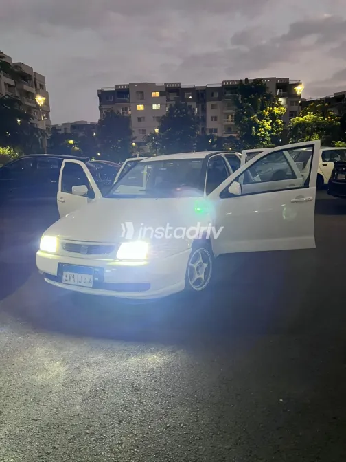 Seat Ibiza 1999 White Manual Used for Sale in Greater Cairo ( Cairo + Giza) - 2
