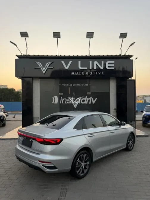 Geely Emgrand 2026 Silver Automatic Used for Sale in Cairo - 2