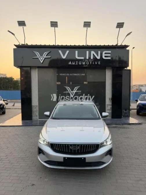 Geely Emgrand 2026 Silver Automatic Used for Sale in Cairo - 3