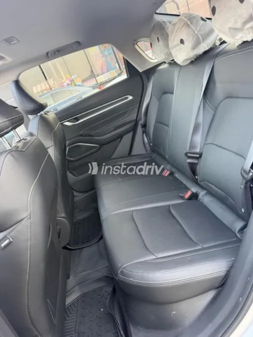 Geely Emgrand 2026 Silver Automatic Used for Sale in Cairo - 10