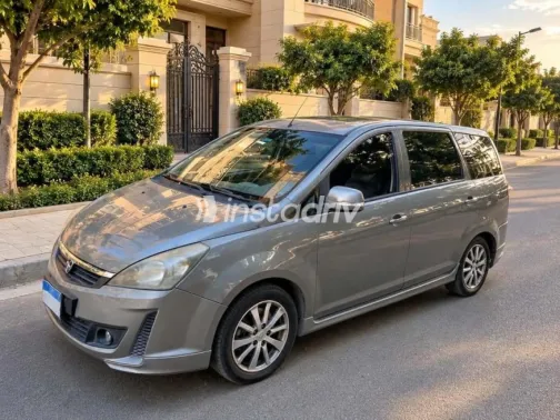 Proton Exora 2019 Bronze Automatic Used for Sale in Cairo - 5