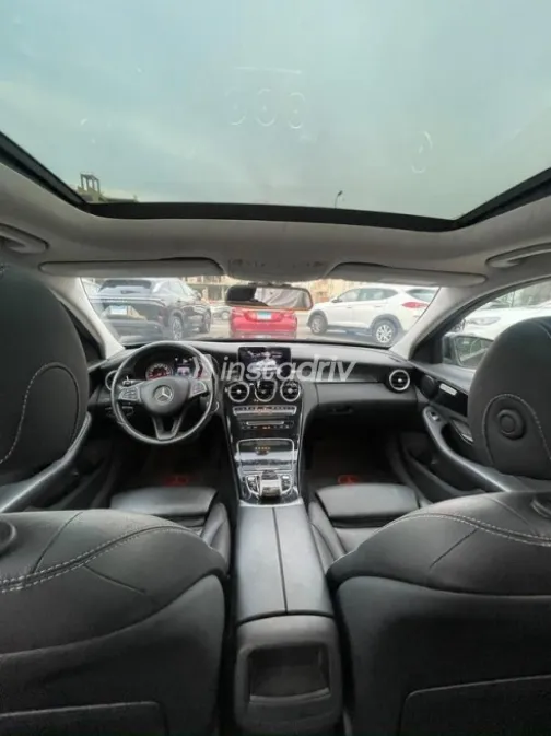 Mercedes C 180 2015 Black Automatic Used for Sale in Cairo - 5