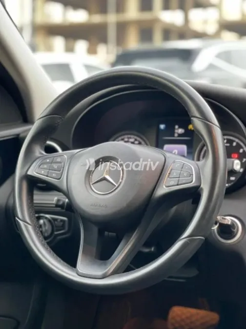 Mercedes C 180 2015 Black Automatic Used for Sale in Cairo - 7