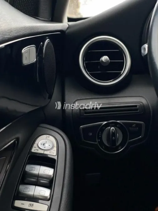 Mercedes C 180 2015 Black Automatic Used for Sale in Cairo - 8