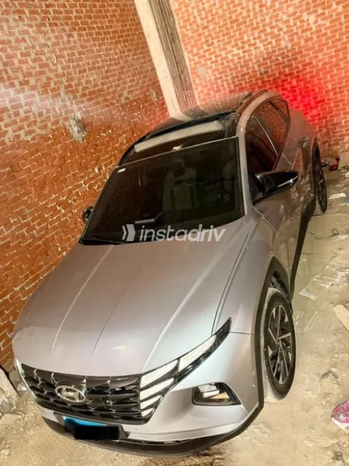 Hyundai Tucson 2024 Silver Automatic Used for Sale in Hurghada - 3
