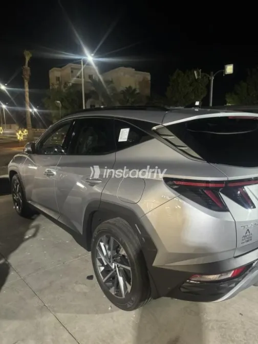 Hyundai Tucson 2024 Silver Automatic Used for Sale in Hurghada - 4