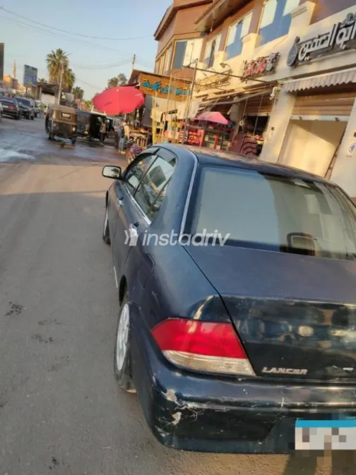 Mitsubishi Lancer 2001 Dark Blue Manual Used for Sale in Mokattam - 3