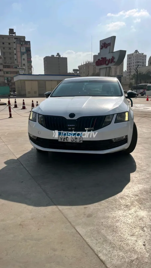 Skoda Octavia 2020 White Automatic Used for Sale in Greater Cairo ( Cairo + Giza) - 3