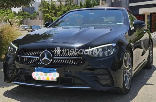 Mercedes E 200 2021 Black Automatic Used for Sale in Sheikh Zayed City - 1