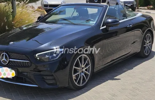 Mercedes E 200 2021 Black Automatic Used for Sale in Sheikh Zayed City - 8