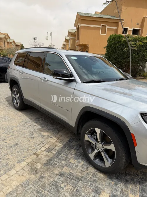 Jeep Grand Cherokee 2025 Silver Automatic Used for Sale in Greater Cairo ( Cairo + Giza) - 10