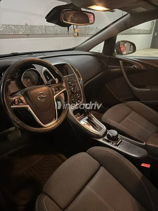 Opel Astra 2017 Dark Gray Automatic Used for Sale in Greater Cairo ( Cairo + Giza) - 2