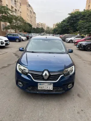 Renault Logan 2018 White Automatic Used for Sale in Greater Cairo ( Cairo + Giza)