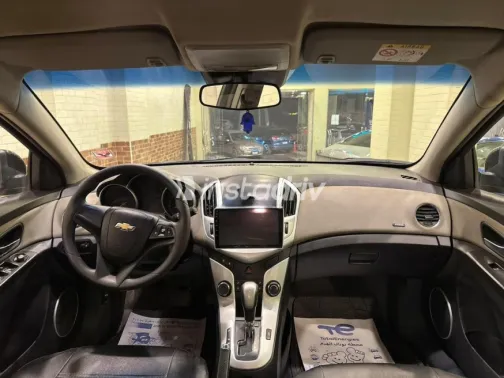Chevrolet Cruze 2015 Black Automatic Used for Sale in El Haram - 7