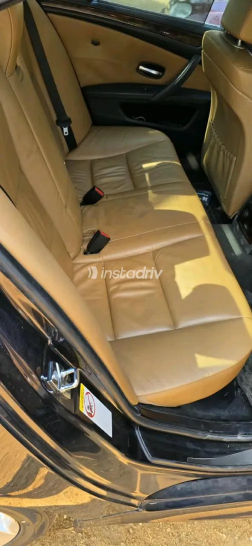 BMW 525 2009 White Automatic Used for Sale in Greater Cairo ( Cairo + Giza) - 9