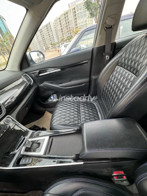 Kia Seltos 2025 Silver Automatic Used for Sale in Greater Cairo ( Cairo + Giza) - 9