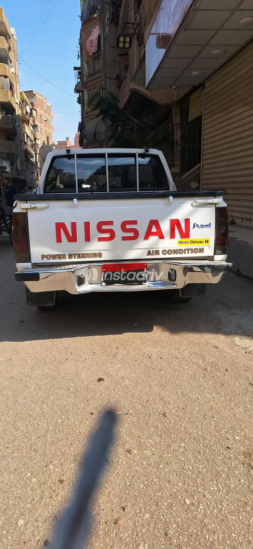 Nissan Pick up 2018 White Manual Used for Sale in Greater Cairo ( Cairo + Giza) - 4
