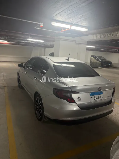 Fiat Tipo 2024 Silver Automatic Used for Sale in Greater Cairo ( Cairo + Giza) - 4