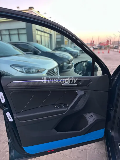 Volkswagen Tiguan 2023 Dark Gray Automatic Used for Sale in Greater Cairo ( Cairo + Giza) - 4