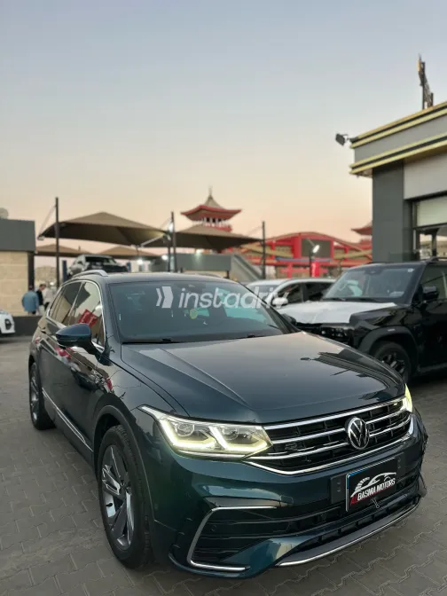 Volkswagen Tiguan 2023 Dark Gray Automatic Used for Sale in Greater Cairo ( Cairo + Giza) - 5
