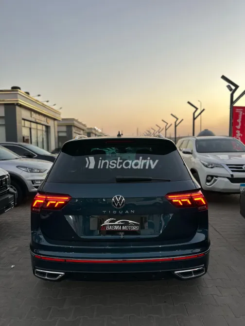 Volkswagen Tiguan 2023 Dark Gray Automatic Used for Sale in Greater Cairo ( Cairo + Giza) - 10