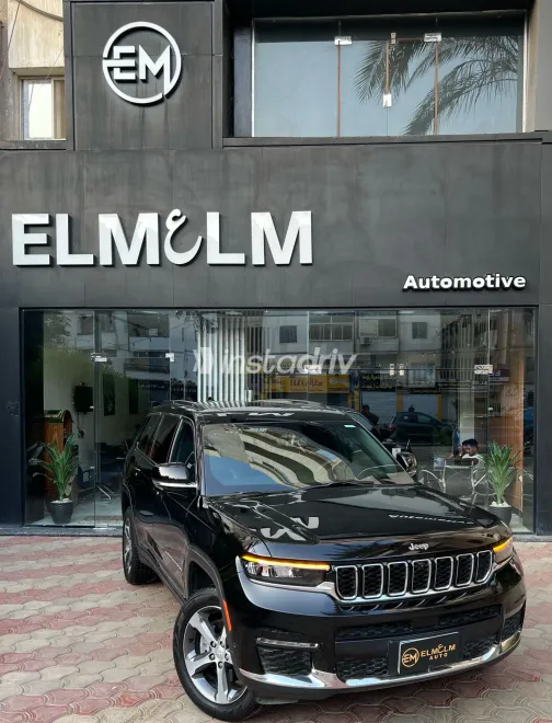 Jeep Grand Cherokee 2024 Black Automatic Used for Sale in Greater Cairo ( Cairo + Giza) - 5
