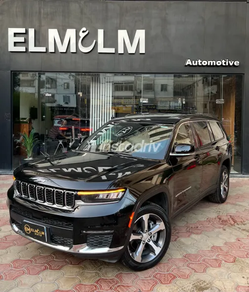 Jeep Grand Cherokee 2024 Black Automatic Used for Sale in Greater Cairo ( Cairo + Giza) - 9