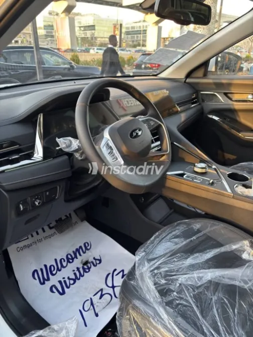 Jac JS8 PRO 2026 White Automatic New for Sale in Heliopolis - 4