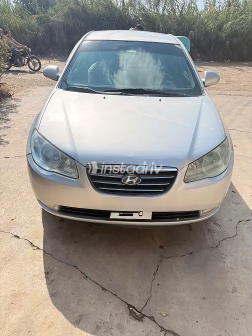 Hyundai Avante 2009 Silver Automatic Used for Sale in Greater Cairo ( Cairo + Giza) - 3