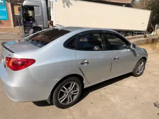 Hyundai Avante 2009 Silver Automatic Used for Sale in Greater Cairo ( Cairo + Giza)