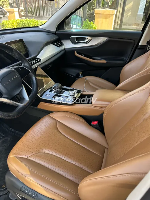 Baic X7 2023 Silver Automatic Used for Sale in Greater Cairo ( Cairo + Giza) - 7