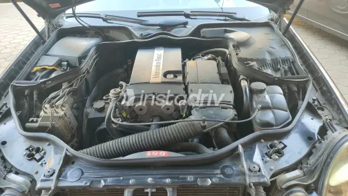 Mercedes E 200 2005 Black Automatic Used for Sale in Greater Cairo ( Cairo + Giza) - 10