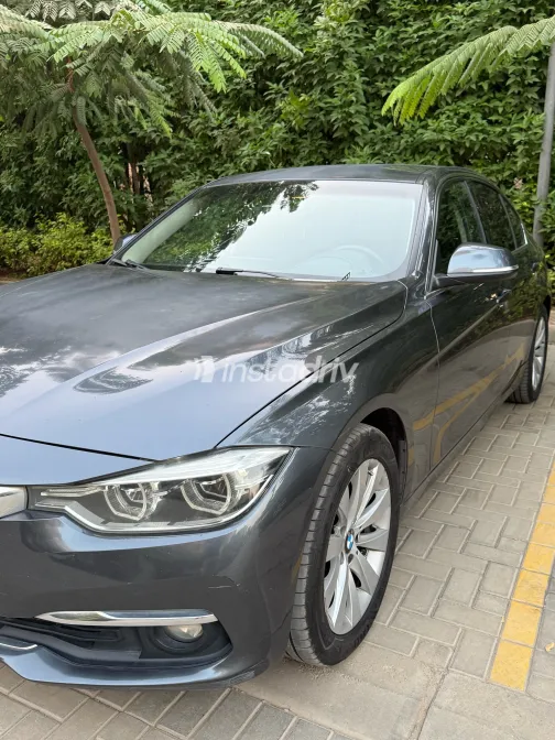 BMW 318 2019 Gray Automatic Used for Sale in Greater Cairo ( Cairo + Giza) - 5
