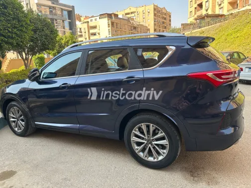 جيتور X70 2022 أبيض أوتوماتيك مستعملة للبيع في القاهرة الكبرى ( القاهرة - الجيزة) - 5