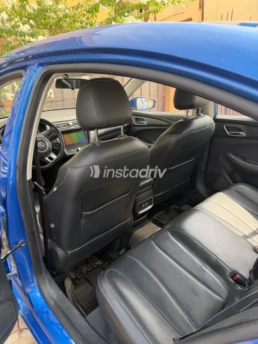 MG 5 2021 Blue Automatic Used for Sale in Greater Cairo ( Cairo + Giza) - 3