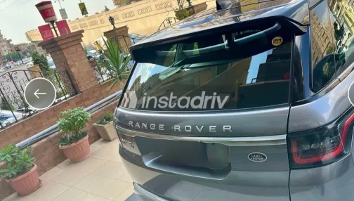 Land Rover Range Rover 2020 Gray Automatic Used for Sale in Greater Cairo ( Cairo + Giza) - 2