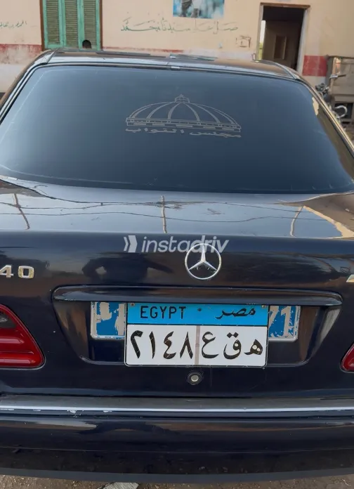 مرسيدس E 240 2001 أبيض أوتوماتيك مستعملة للبيع في القاهرة الكبرى ( القاهرة - الجيزة) - 3