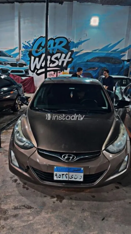 Hyundai Elantra 2014 Bronze Automatic Used for Sale in Abu Kabir - 1